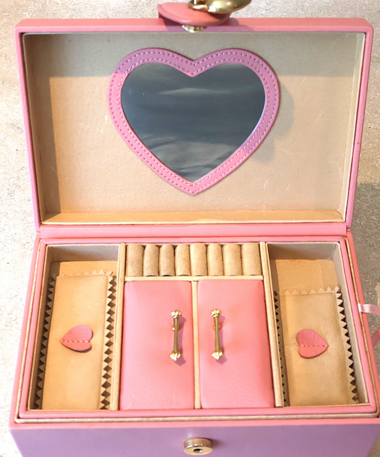 Juicy Couture Light Pink Soft Leather Train Case Jewelry Box & Storage – Vintage