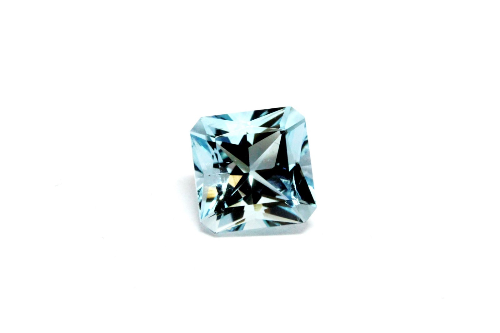 natural aquamarine 1.85ct 7×7 square radiant 7.24×7.21×5.40mm transparent blue