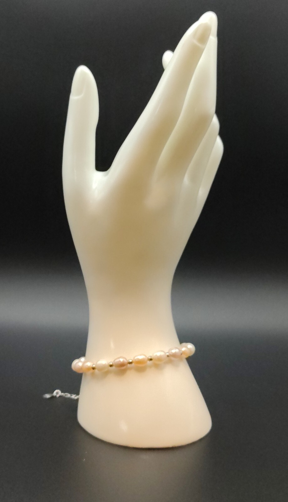 M&M Jewelers stamped Genuine 7mm multicolor freshwater pearl 7-9.5″ bracelet