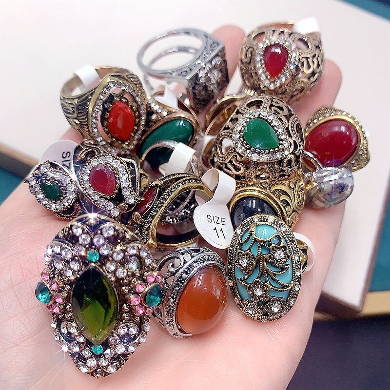 Wholesale 50pcs Lot Vintage Crystal Stone Mix Style Metal Jewelry Ring Men Women