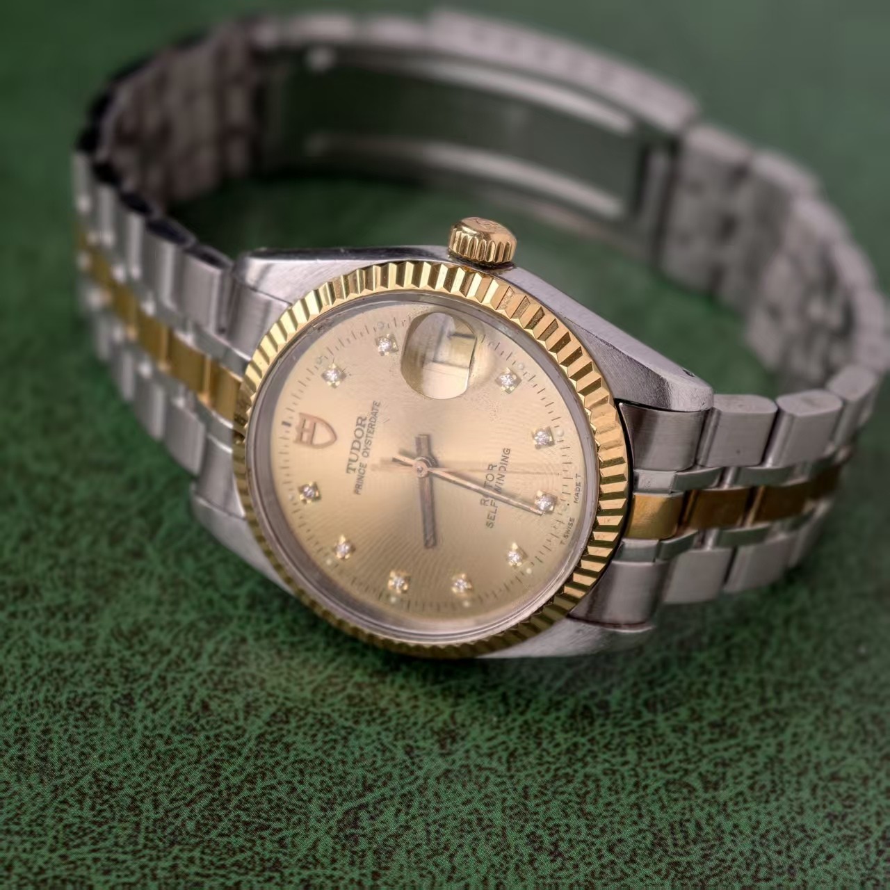 Tudor 10-Diam Champagne Dial Prince Date 74033 Men’s Watch Automatic 34mm