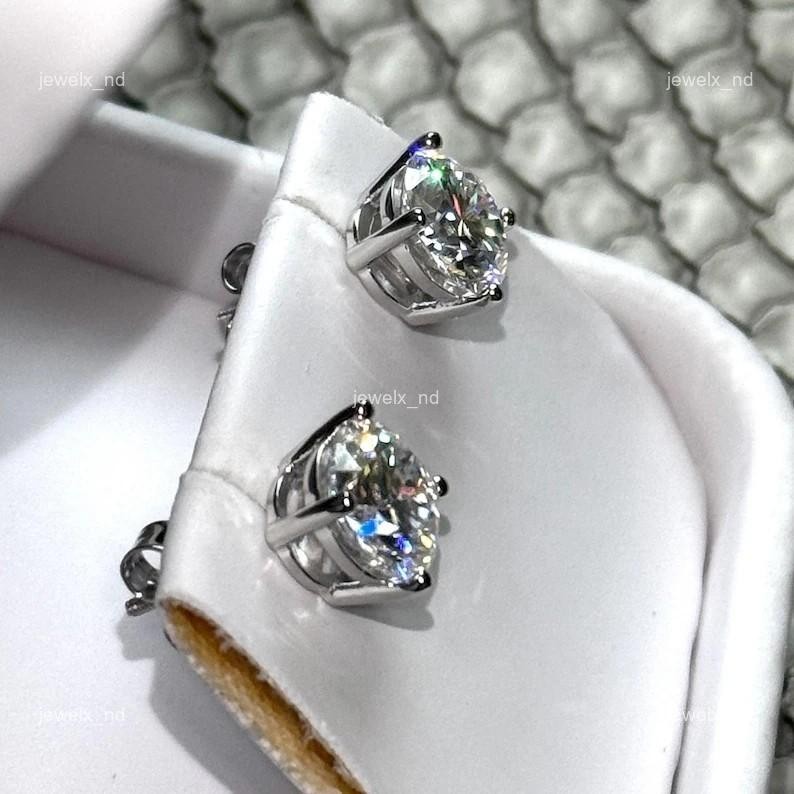 Round Natural Diamond Christmas New Stud Artisan Earrings Jewelry 14K White Gold