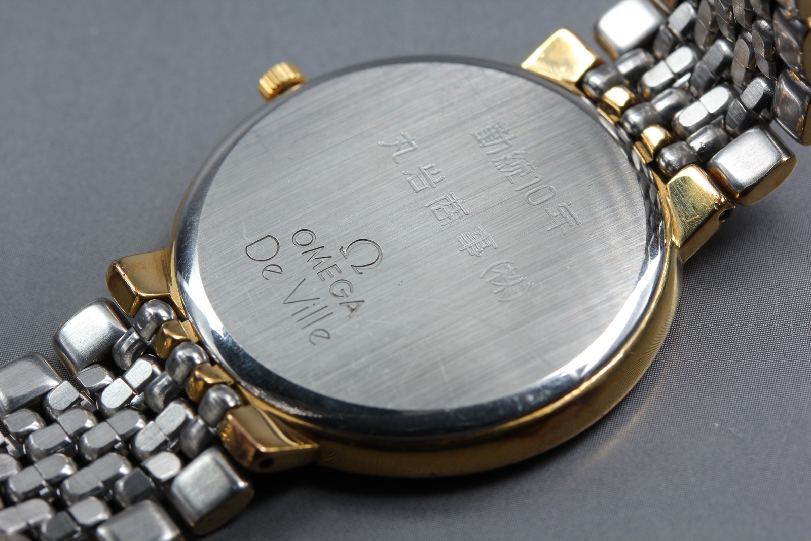 Vintage 1980s OMEGA De Ville Cal.1430 Quartz Gold Dial Date Men’s [NEAR MINT]