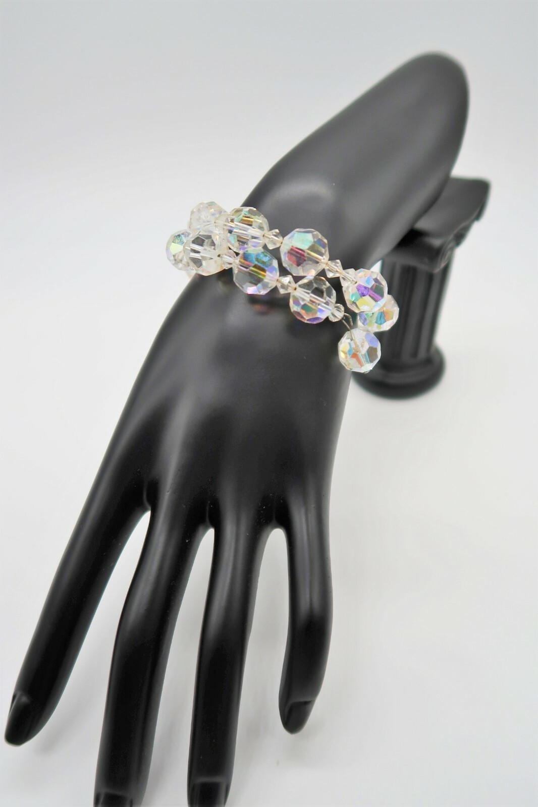 Vintage aurora borealis coated faceted glass beaded wire wrap bracelet