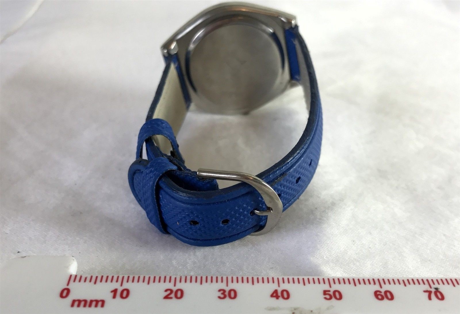 Jing Fang Battery Operated Fashion Quartz Watch LR626 Cell Type (Loose back)