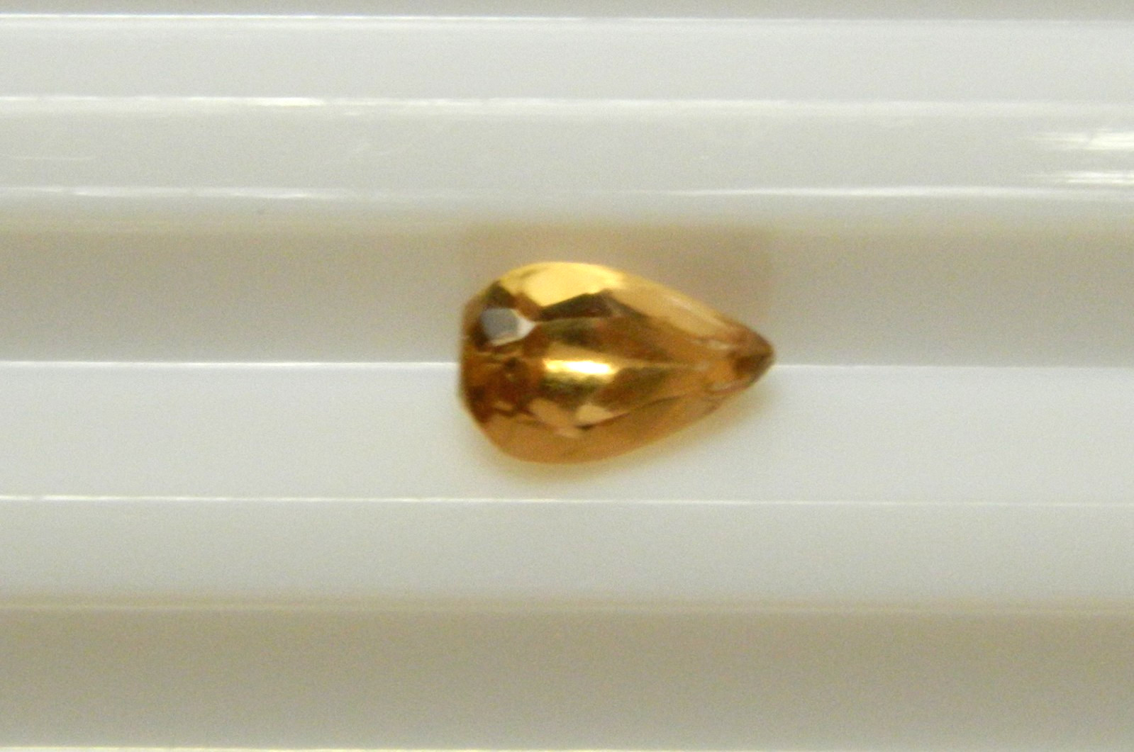 Imperial Topaz 0.94 Ct Clarity IF Pear Cut Natural Golden Brazil I199