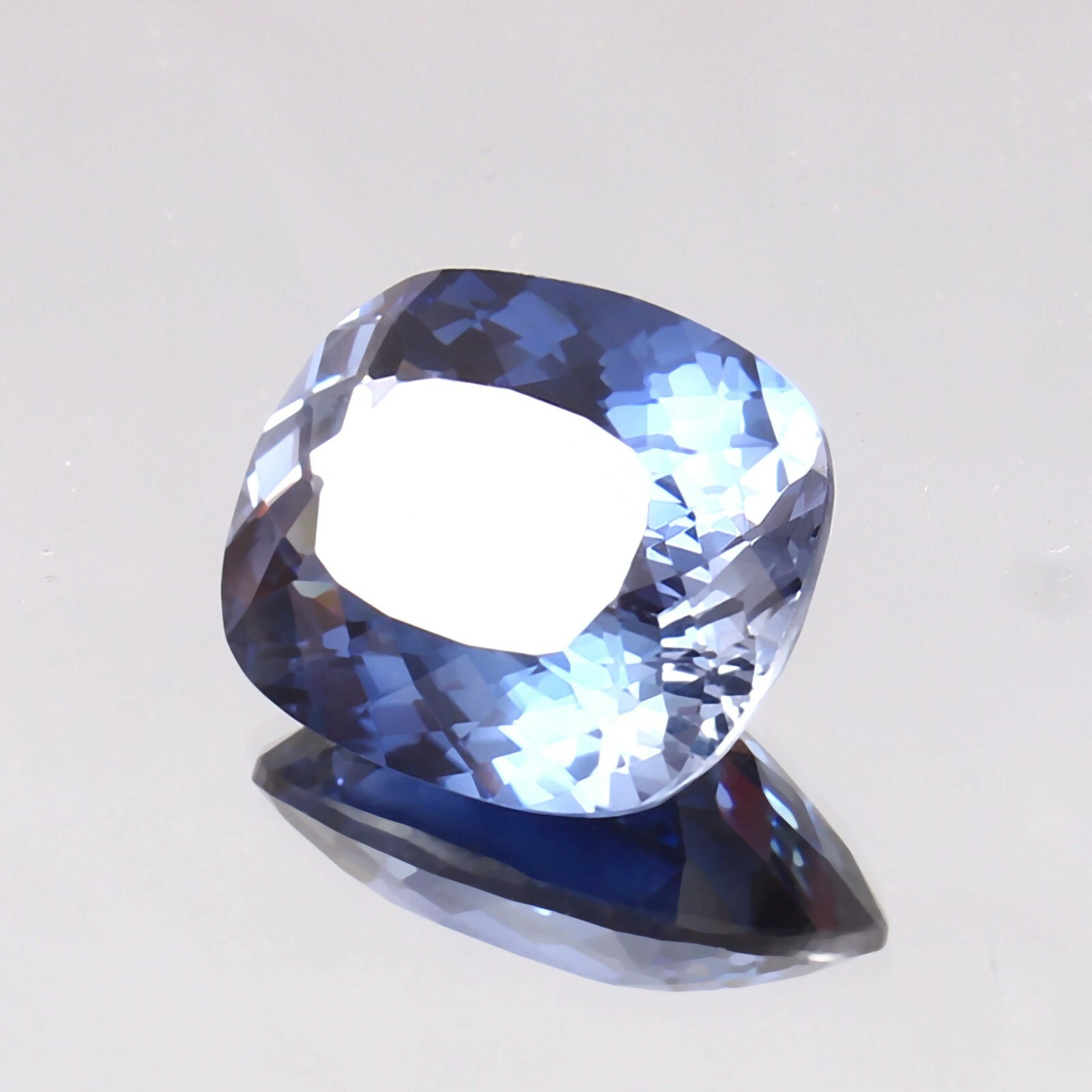 Natural Flawless Ceylon Royal Blue Sapphire Cushion Loose Cut Gemstone 22.65 Ct