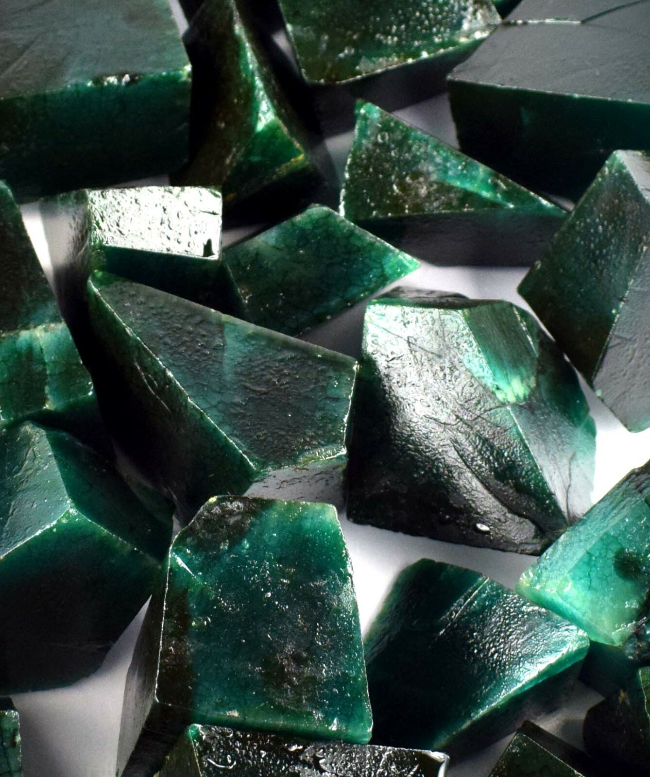 Colombian Green Emerald Polished Gemstone Rough Specimen Lot 1000 Ct Natural