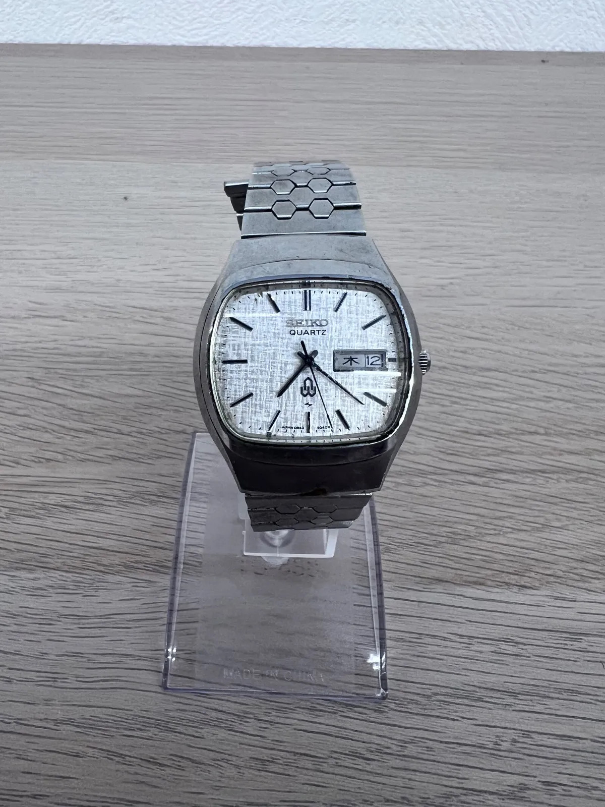 × [Non-functional] Seiko SEIKO 1970s Vintage Quartz Men’s Watch [Watch] [1]