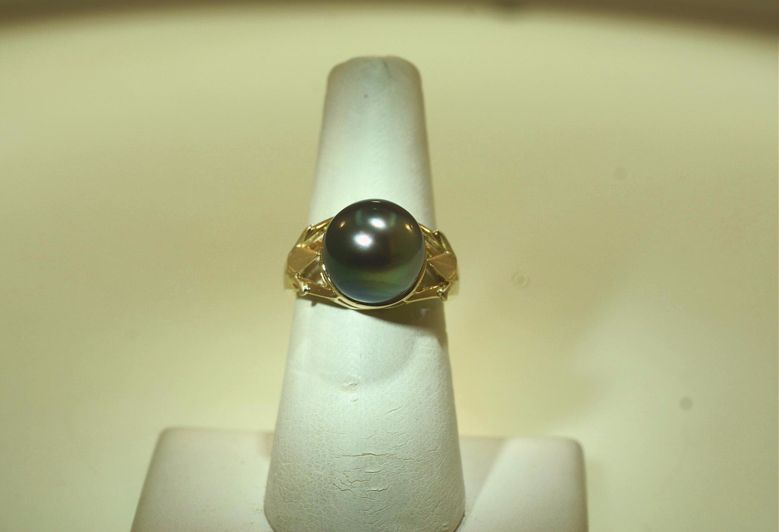 Hawaiian 14k Yellow Gold 11.6mm Tahitian Pearl Sadako Origami Peace Crane Ring