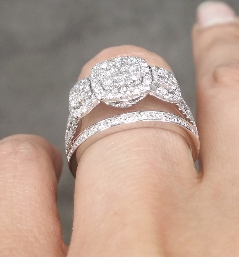 DEAL!1.00CTW NATURAL ROUND DIAMOND CLUSTER PAST PRESENT FUTURE RING 10K GOLD.