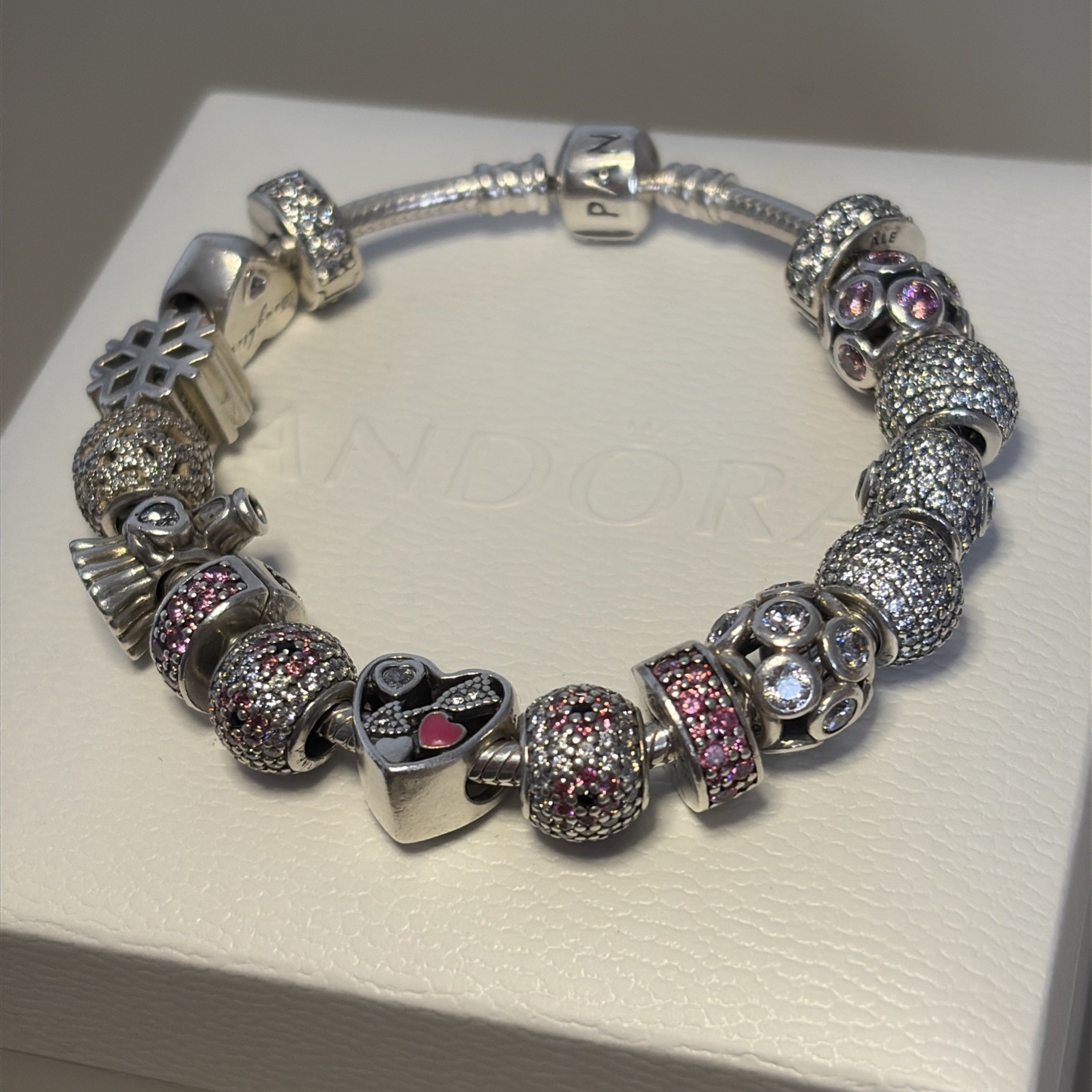 Authentic Pandora Moments Bracelet With 16 Pandora Charms/clips