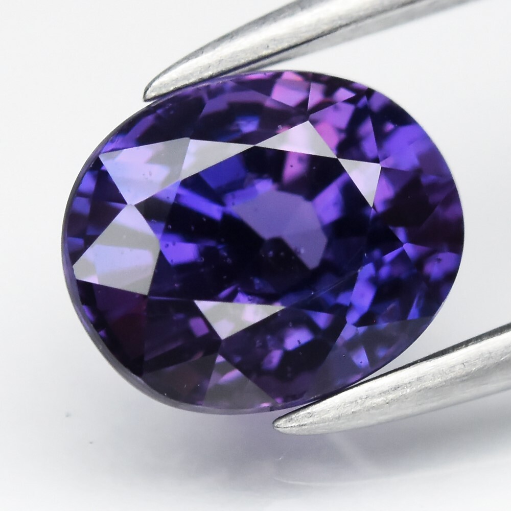 💎 1.17ct VS Oval Natural Blue Purple Sapphire – Unheated, Mozambique Gem