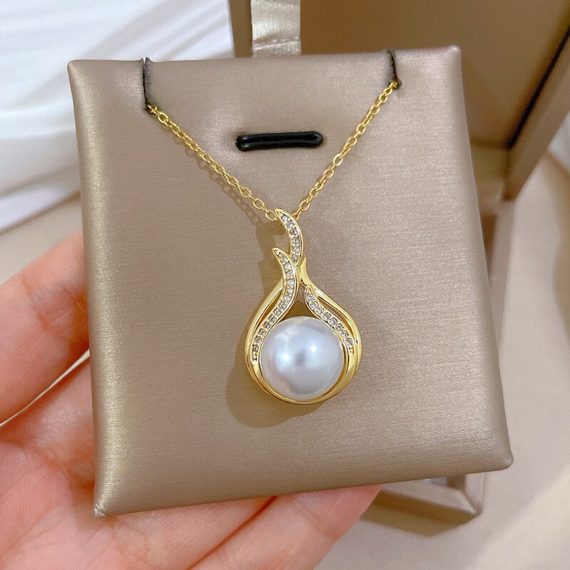 Gold Fishtail White Pearl Rhinestone Necklace Stainless Steel Big Faux Pearl New