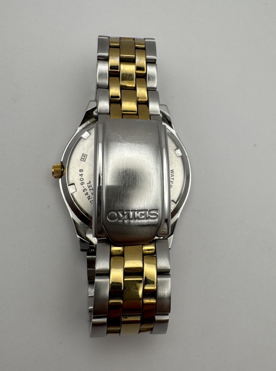 1998 Vintage Seiko Quartz Day-Date Two-Tone Men’s Watch – Seiko 7N43 Movement