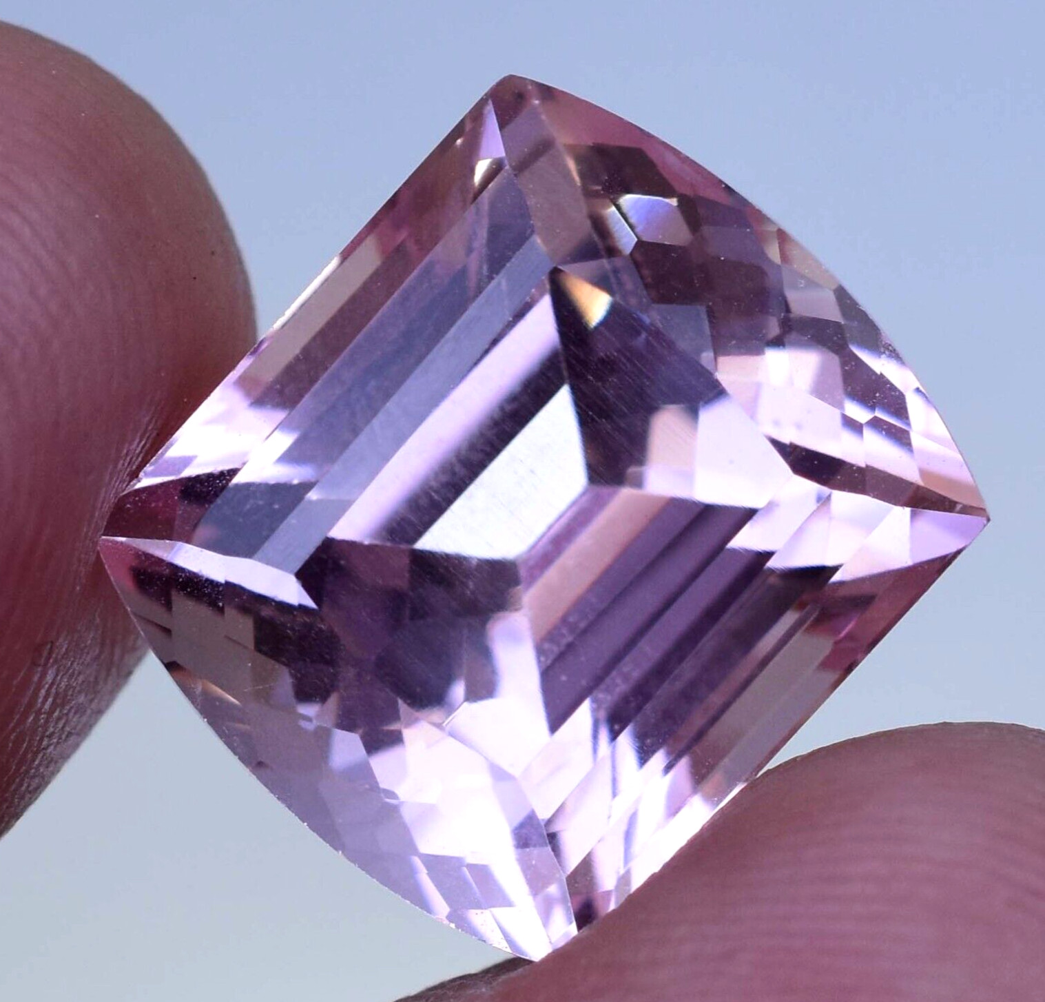 Natural imperial Topaz 20.00 Ct Cushion Stunning Flawless AGL Certified Gemstone