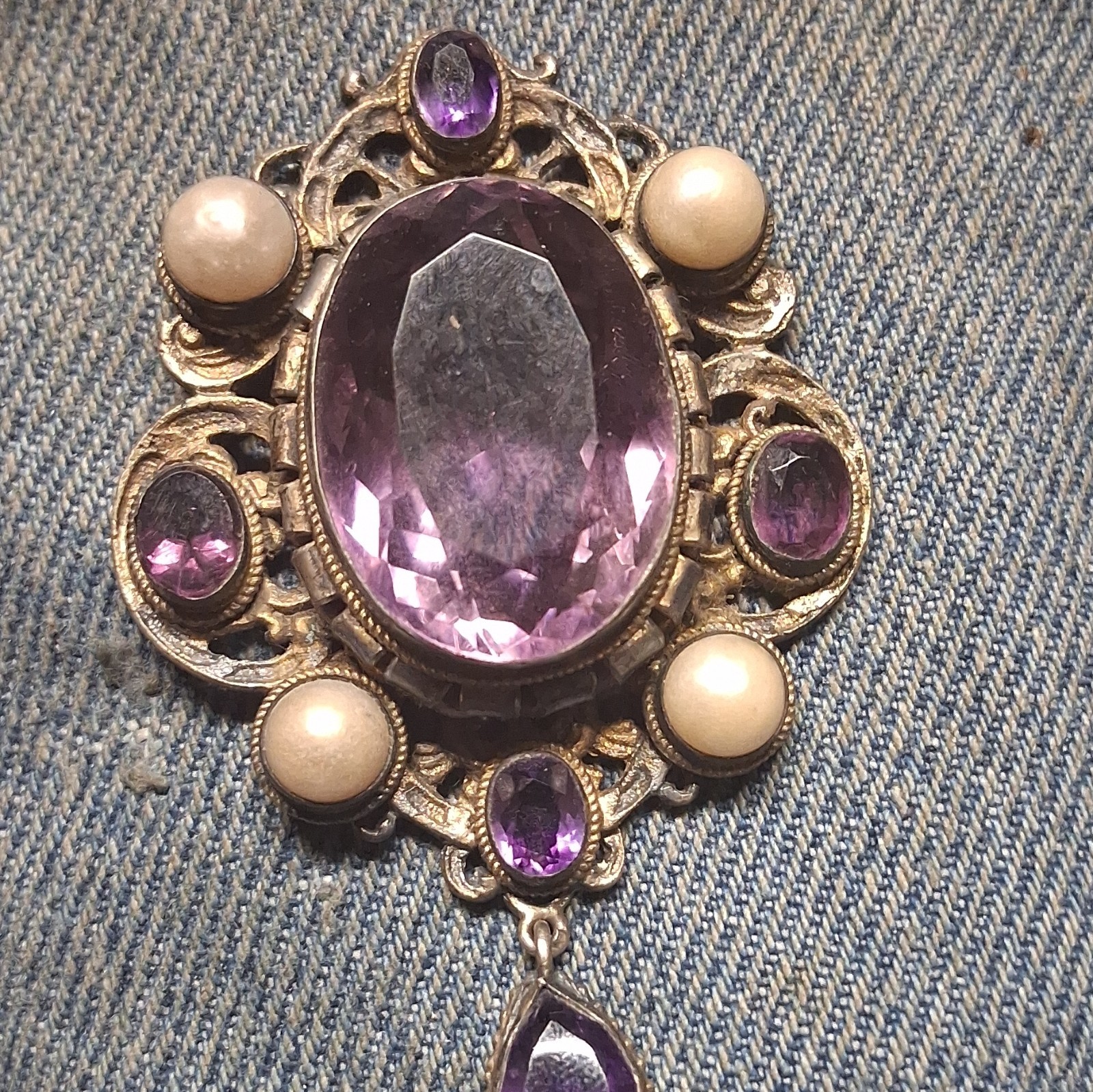 Silver Tone Metal Oval Amethyst & Pearl Bezel Brooch Pin with Dangle Drop