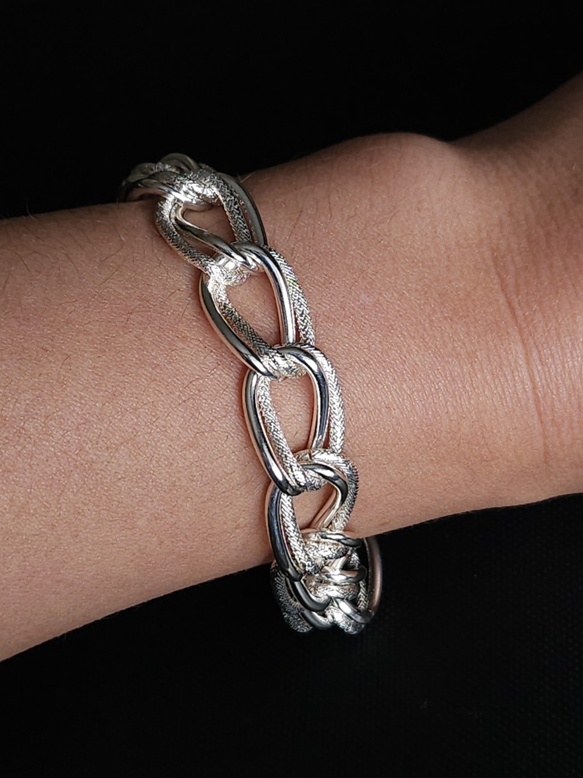 Sterling Silver Chunky Double Link Toggle Bracelet Textured Polished 20cm