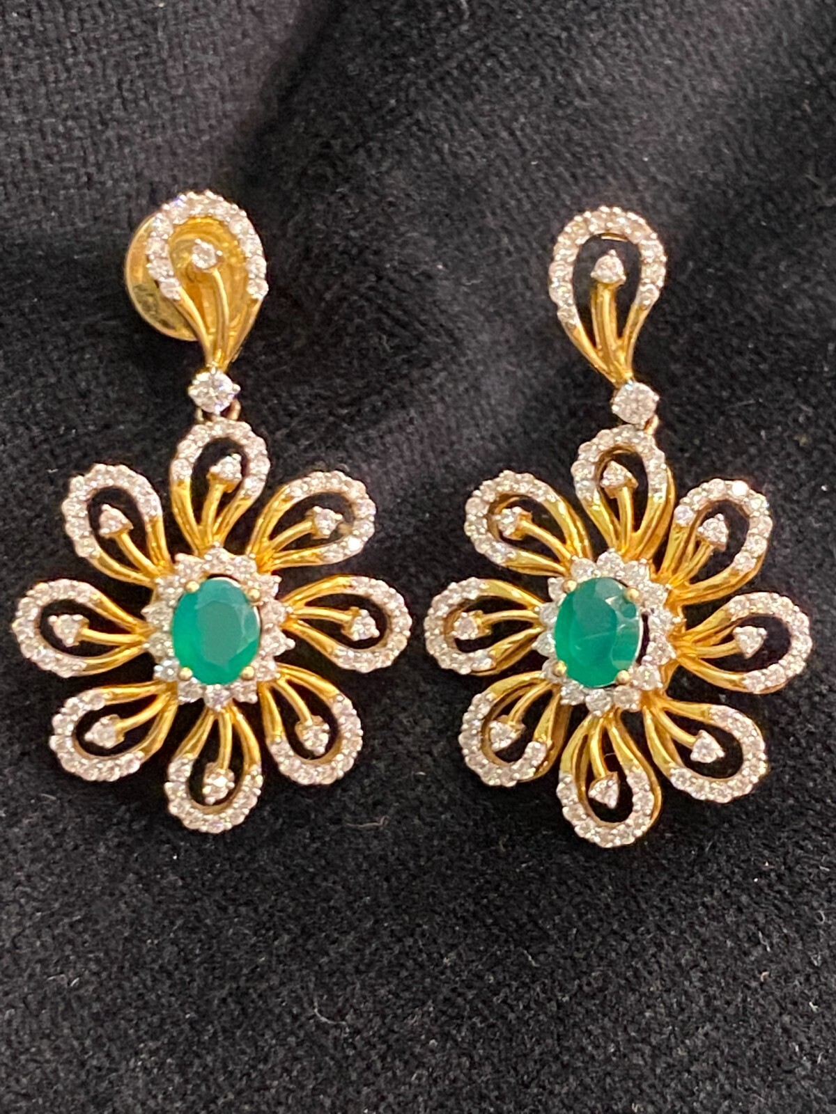 Stunning 1.86 Cts Round Brilliant Cut Diamonds Emerald Dangle Earrings 14K Gold