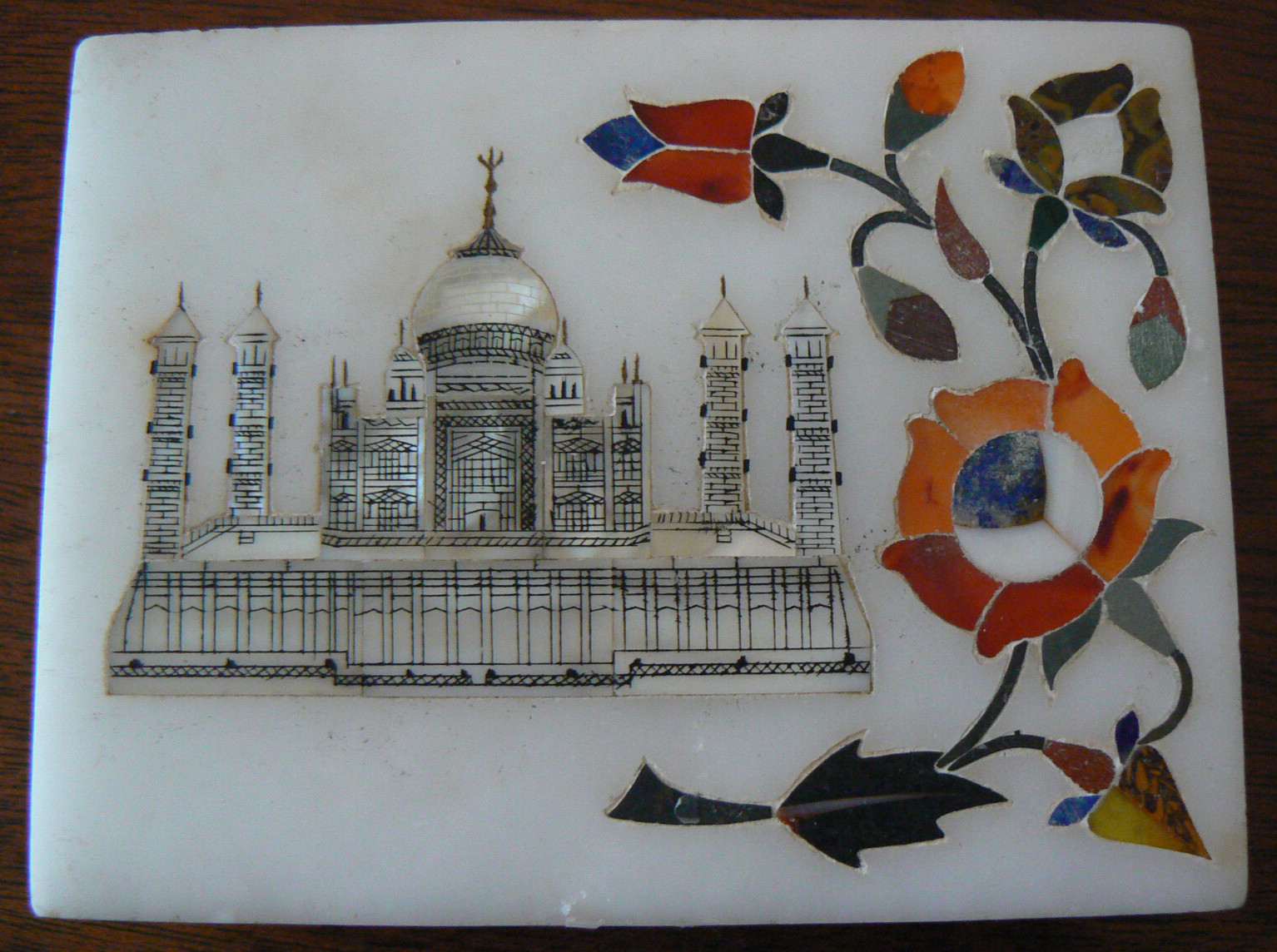 Marble trinket box Taj Mahal Pearl & Jade Inlay Agra India 4.5″X 3.5″X 1.5″