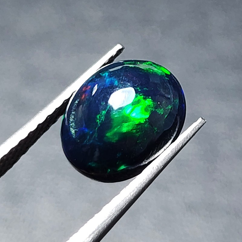 Natural Welo Black Opal Ethiopia Oval Cabochon AAA Green Fire Gem 1.45Ct Ring