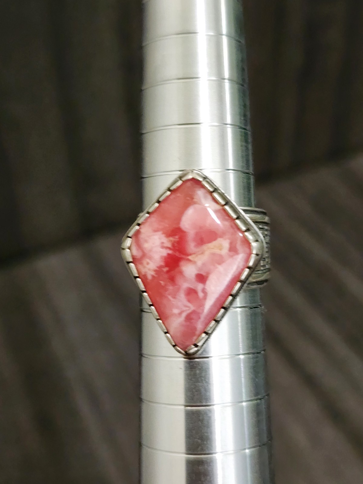 Beautiful Rodrick Tenorio RMT 925 Relios Arrow Rhodochrosite Ring Size 7.75
