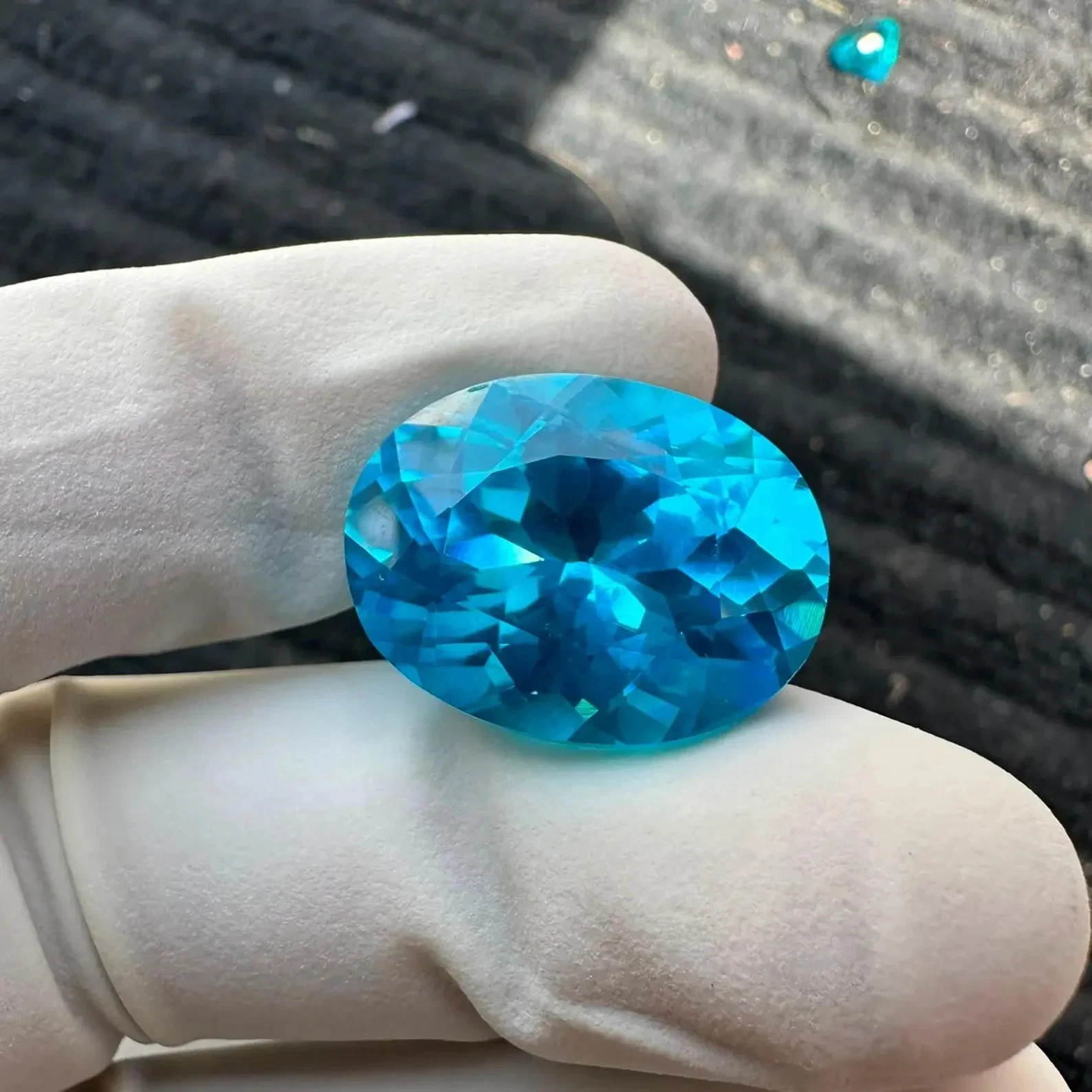 Natural Certified Neon Blue Paraiba Tourmaline 31.44 Ct Oval Cut Loose MR Gems A