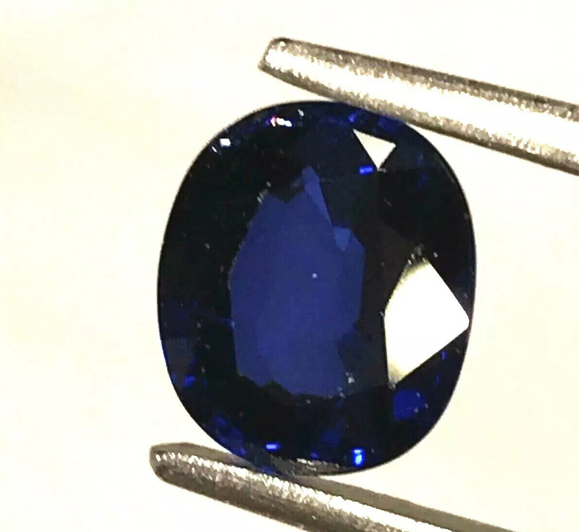 4.05 Ct Natural Blue Sapphire, Excellent Oval Cut , I Clarity,9 mohs