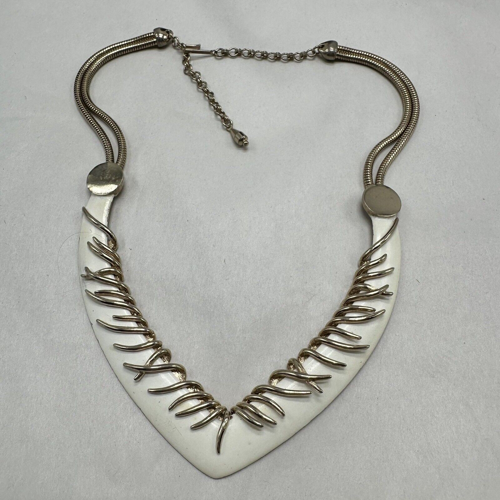 Vintage Boucher Choker Style Necklace Brutalist White Enamel Gold Tone FLAWED