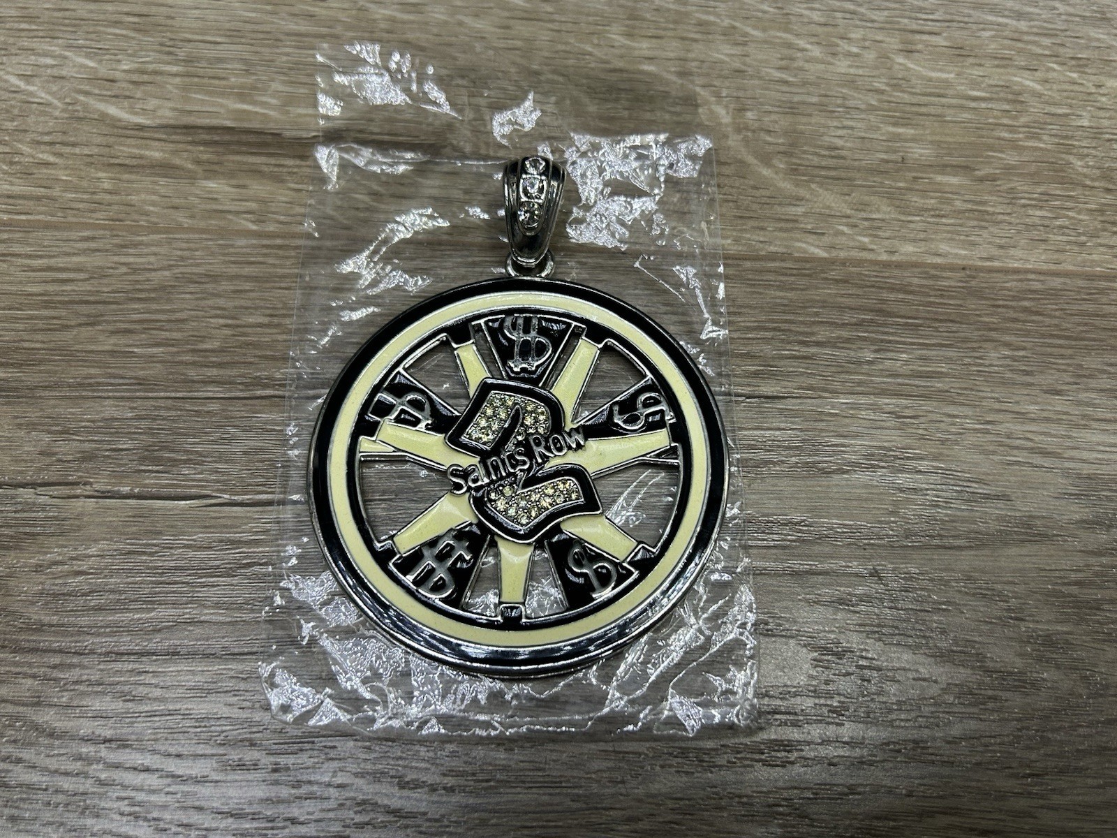 Vintage Saints Row 2 Video Game Rhinestone Medallion Pendant New