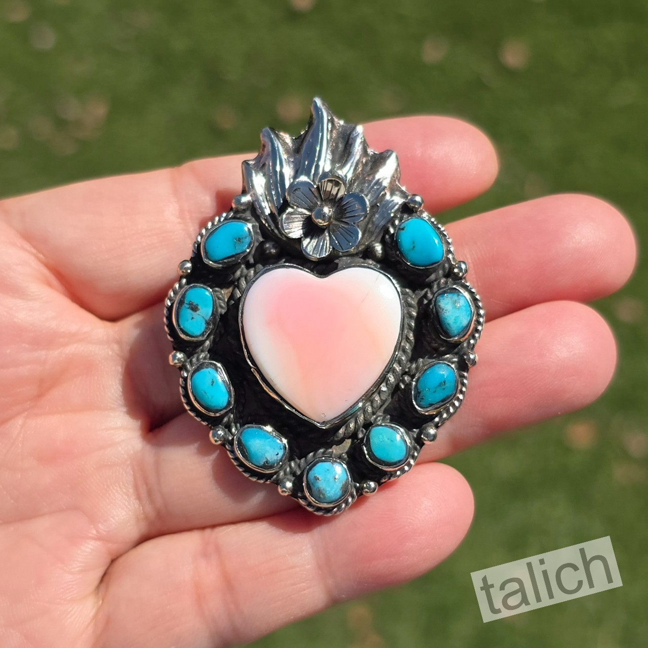 Pink Shell Heart Turquoise Cluster Tibet Silver Sacret Heart Pendant Necklace