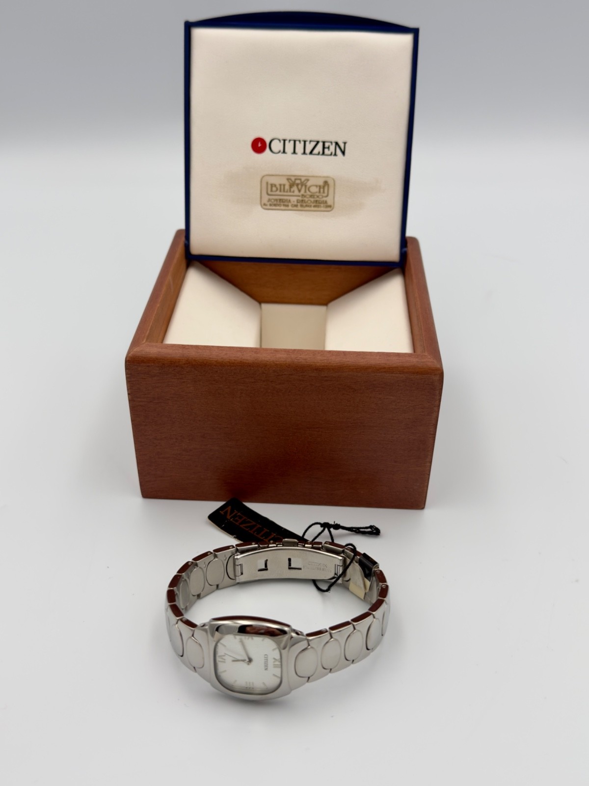 Vintage CITIZEN MENS steel square white dial wr100m NEW OLD STOCK,