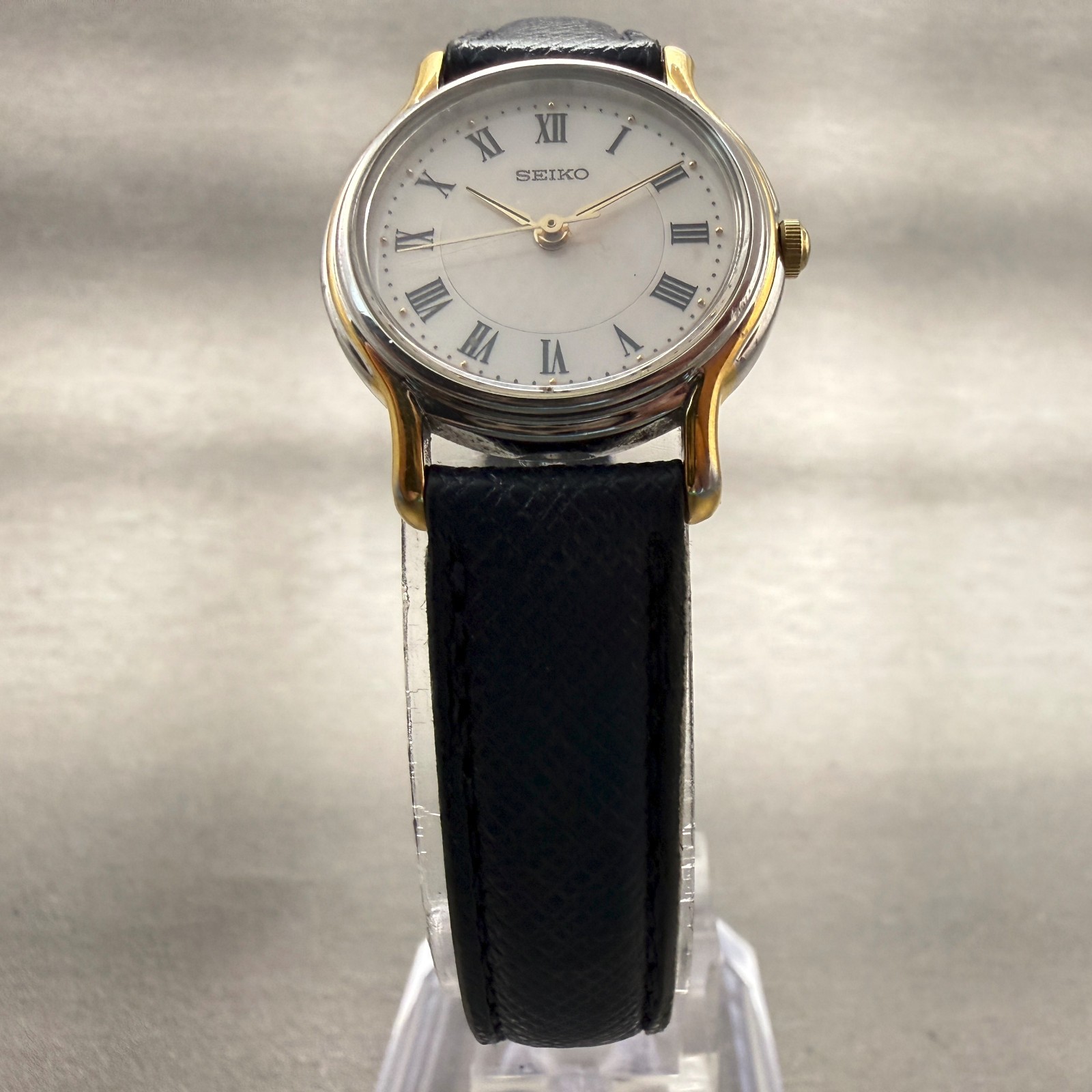 Seiko Watch Women 23mm White Dial Two Tone Round 1N01-0BX0 Vintage New Battery