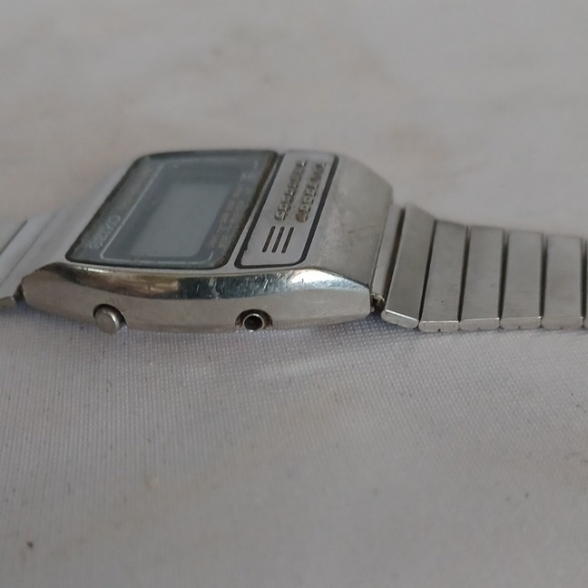 Seiko Calculator Alarm Quartz Digital Watch Black Dial Steel Bracelet Silver