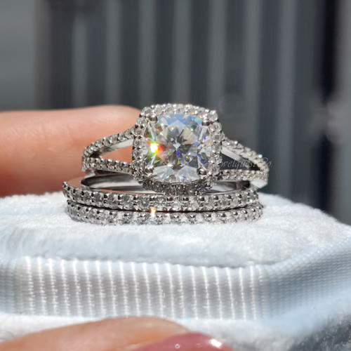 3.60Ct Cushion-Cut EF/VS1 Lab Grown Diamond Engagement Ring Set 14K White Gold