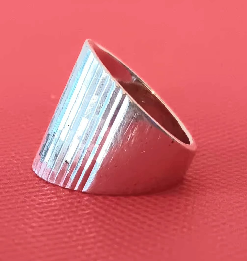 Column Ring 925 Silver Beautiful Good Condition Sz.8