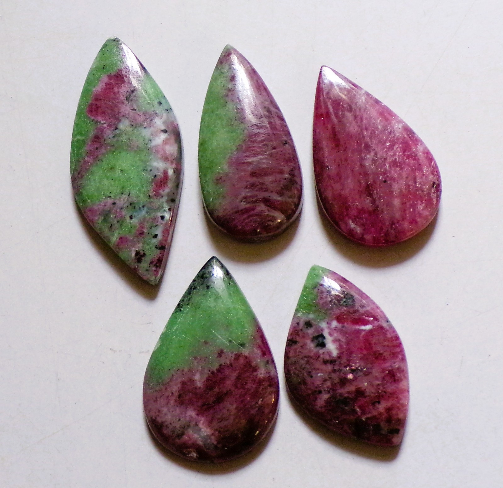 142.70 Cts Natural Ruby Zoisite 05 Pcs Lot Loose Cabochon Gemstone 01
