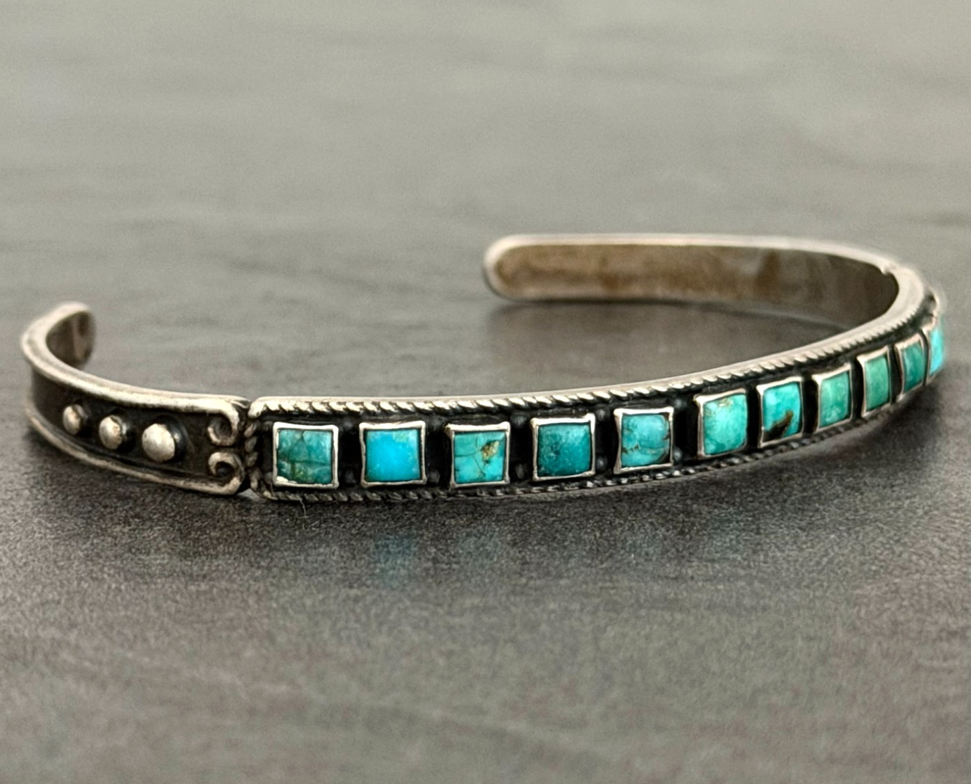 Vintage FRED HARVEY Era ZUNI Square Green Turquoise Silver bracelet 7in
