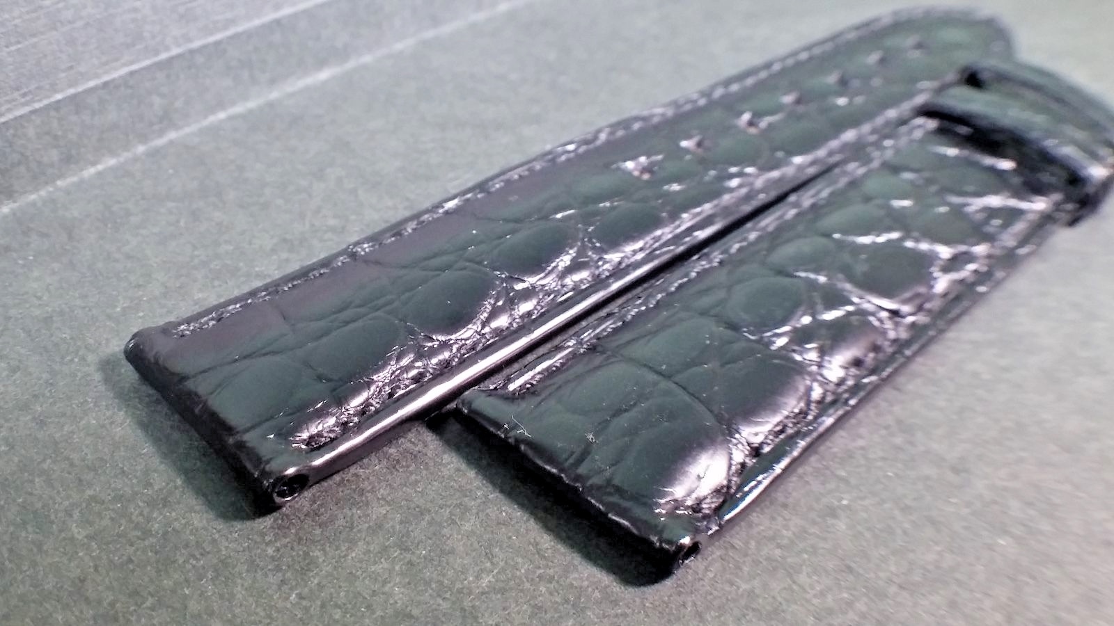 Montblanc band, alligator, BLACK, 20/18mm, 110x80mm approx lengths, long