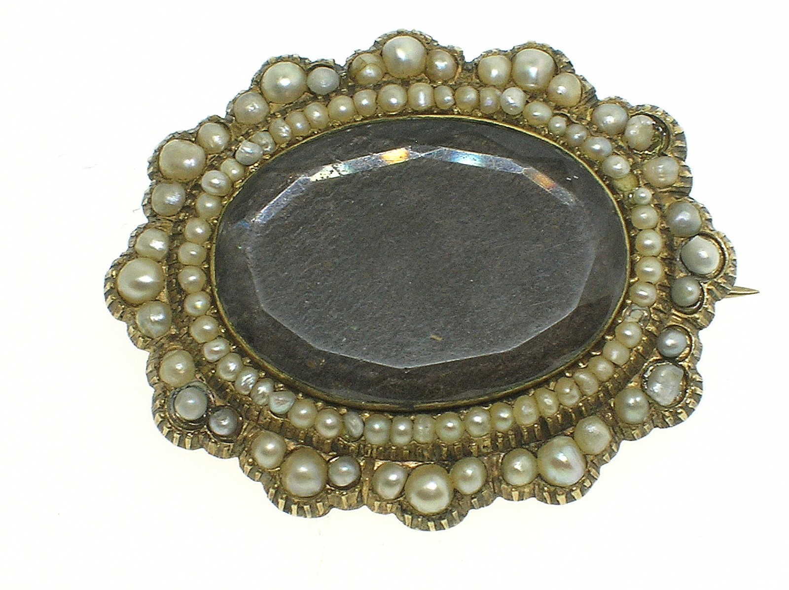 VICTORIAN GOLD MOURNING BROOCH W/PEARLS AND BRAIDED HAIR – 41.2 MM – 17.27 GRAMS