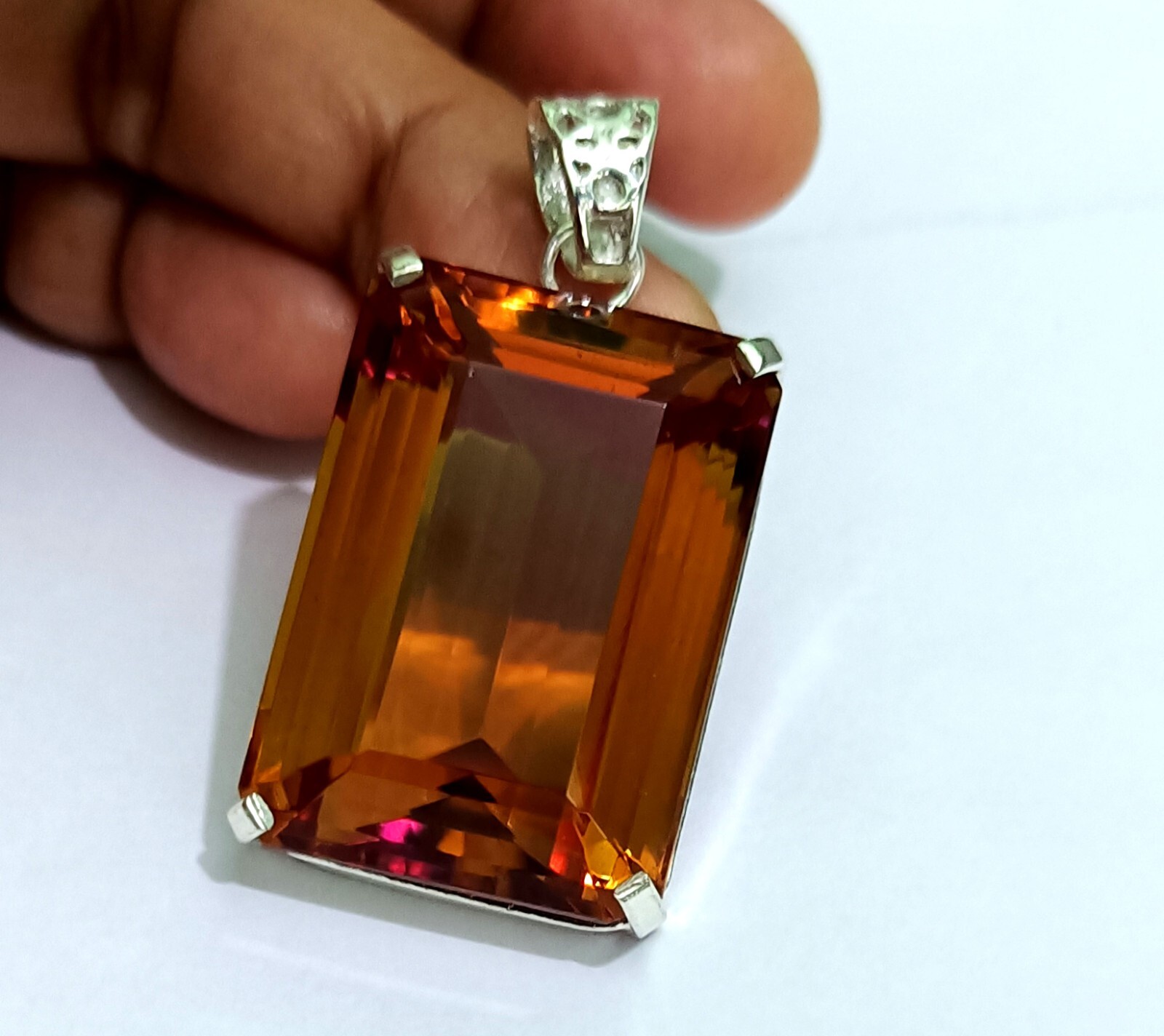 Certified 122.50 Ct+ Natural Zultanite 7 Color Pendant 925 Silver Loose Gemstone