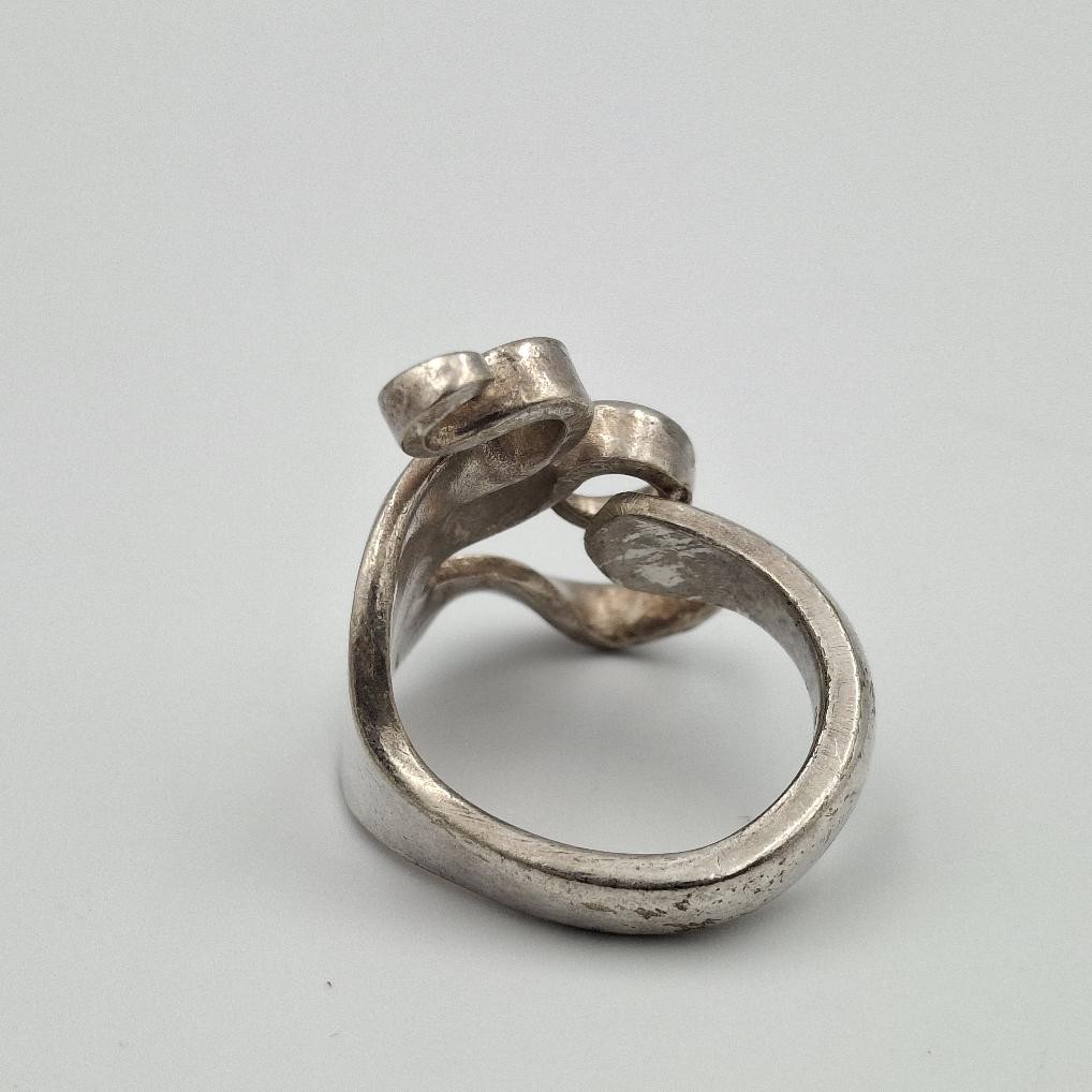 Vintage Victor & Co International Silver Plated Handmade Curled Tine Fork Ring 9