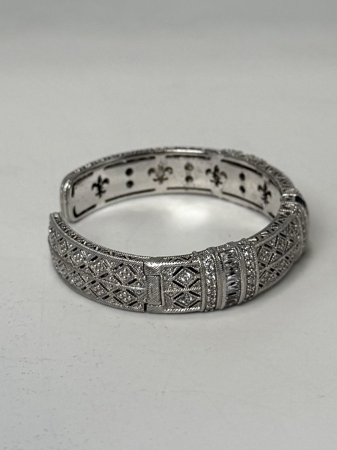 Judith Ripka 925 Sterling CZ Blue Sapphire & Diamonique Cuff Bracelet (J-450)