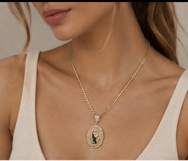 Gold Plated none tarnished Curb Oval Religious Medal Pendant Necklace