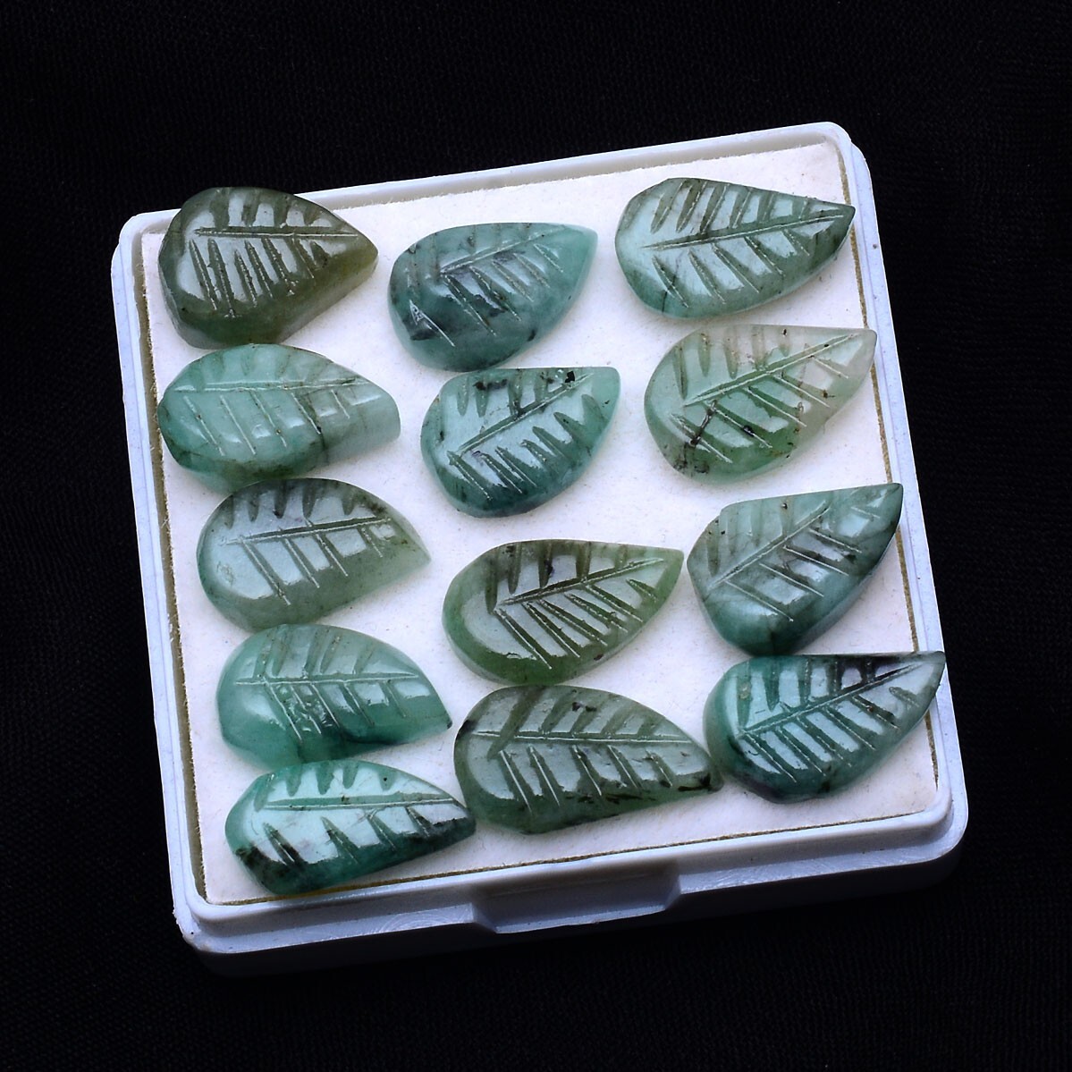 13 Pcs Natural Emerald Untreated 11mm-14mm Leaf Hand Carving Huge Gemstones Lot