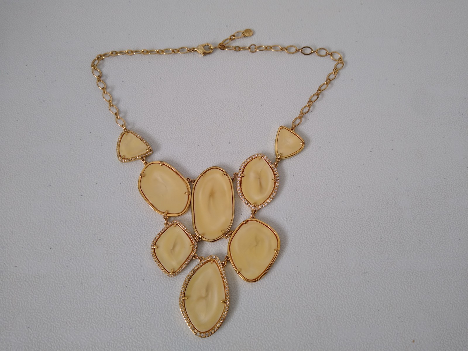 Stella Dot Necklace Fiona Bib Cream Goldtone Rhinestone Jewelry Designer Golden.