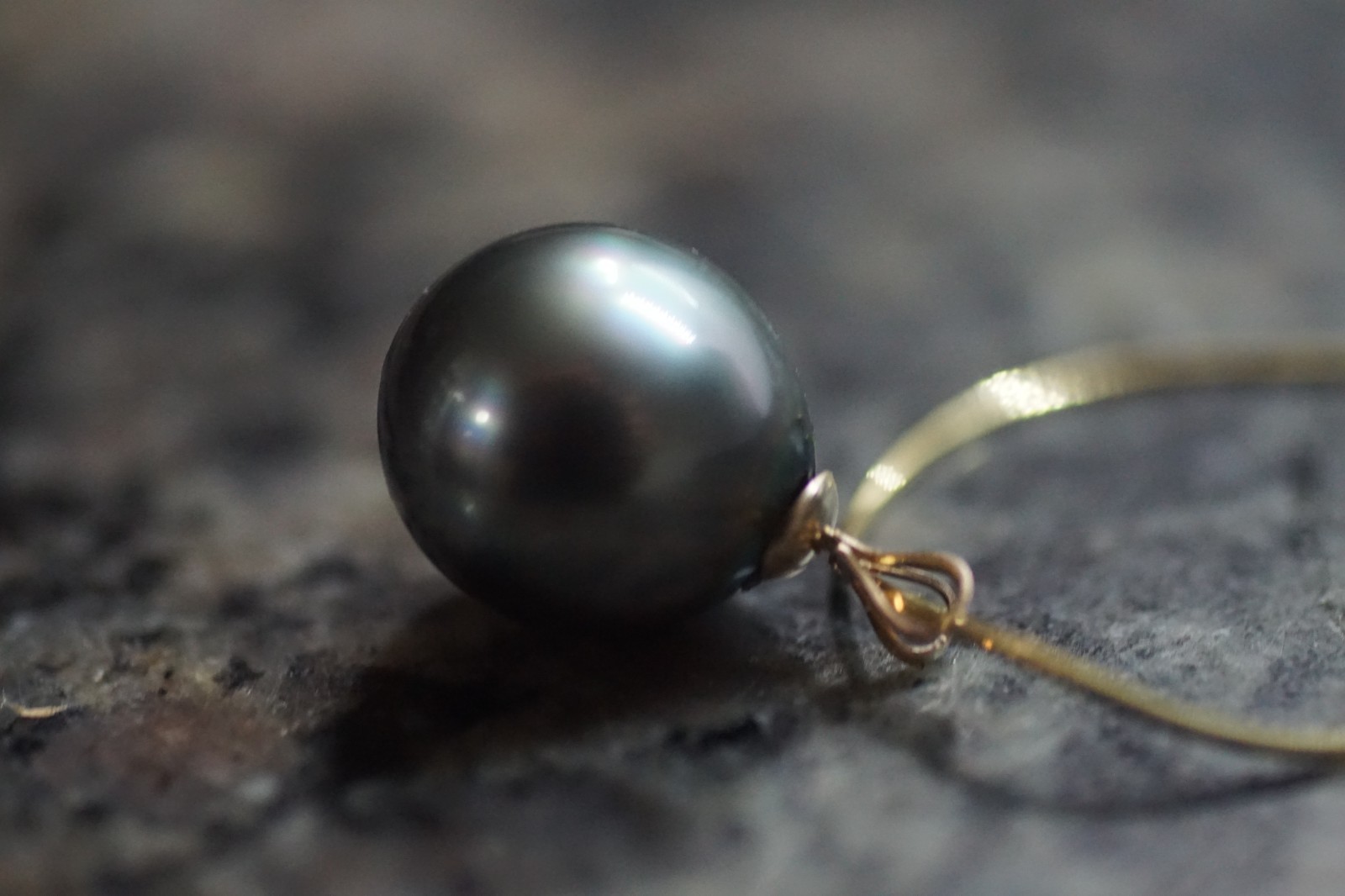 14KT 13.0mm AAA Medium Gray Genuine Tahitian Pearl Pendant NEW
