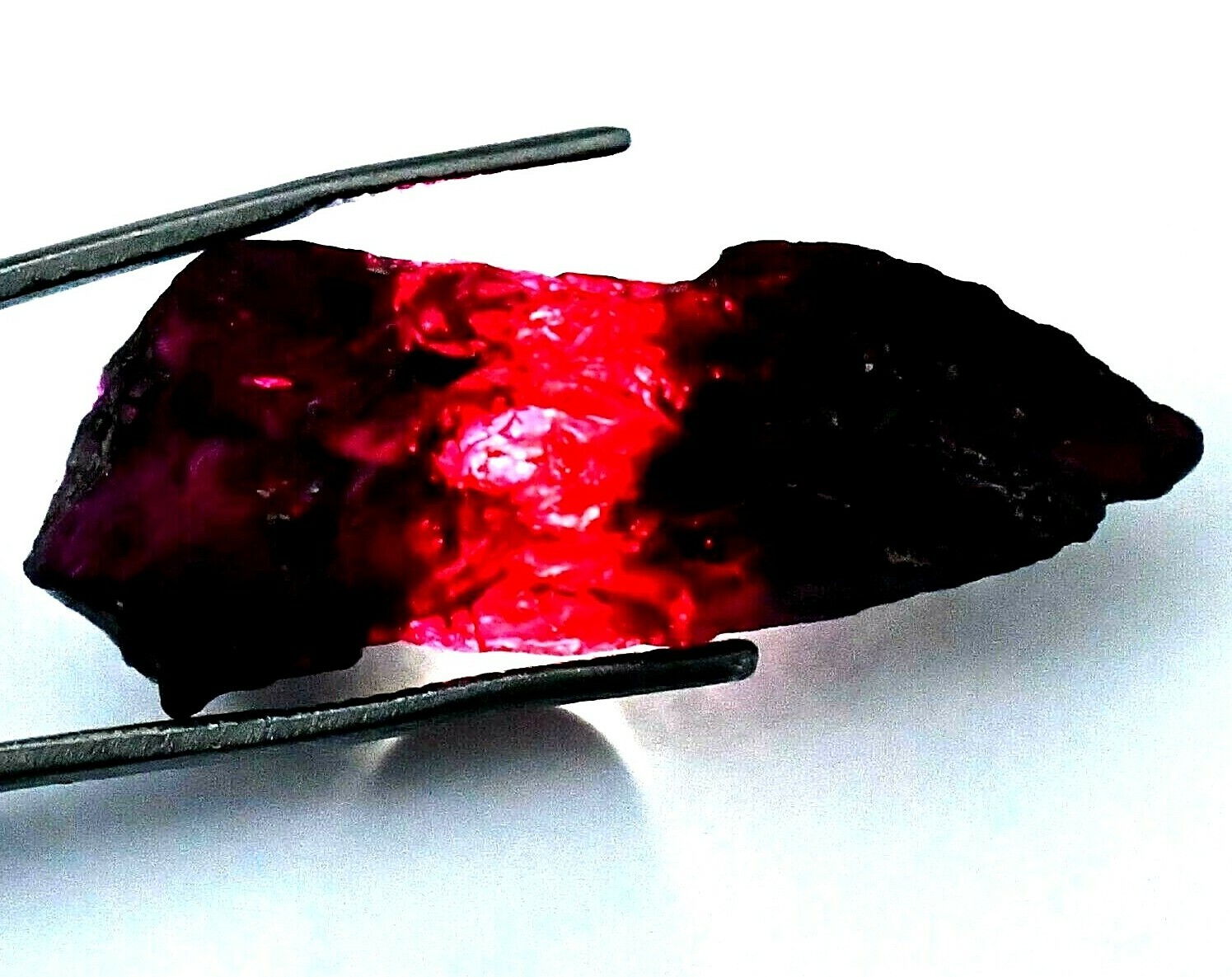 Untreated Natural Red Painite Rough 40.55 CT Burma Rare Facet Rough Certified
