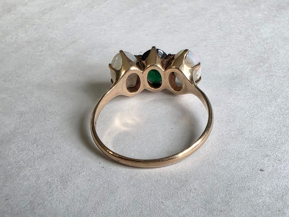 Antique Trilogy Ring Vibrant Opals and Deep Green Center Stone 10k Gold Superb!