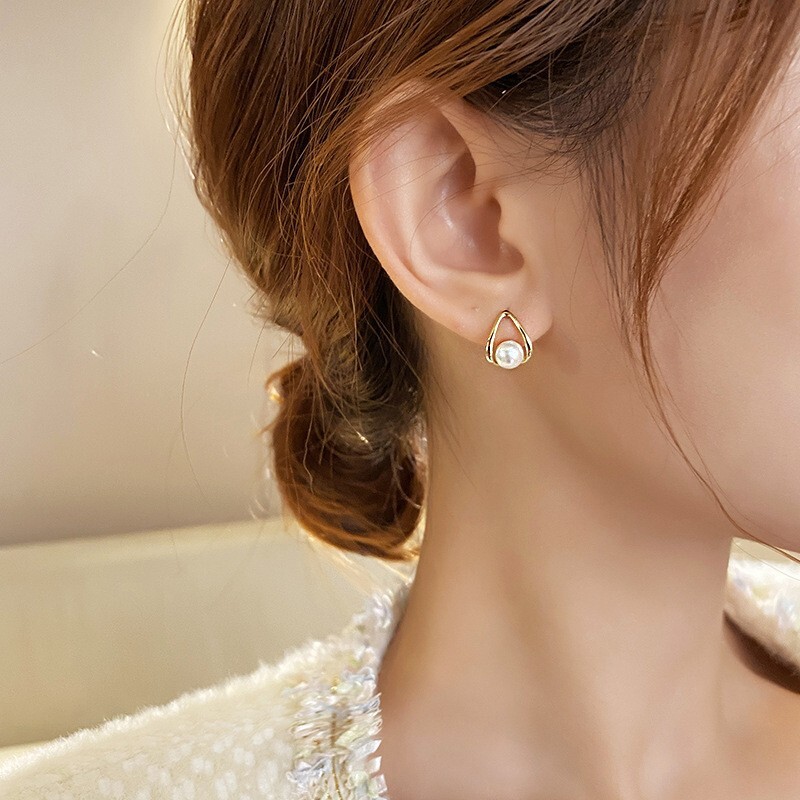 14k Gold Filled Water Drop Pearl Stud Earrings